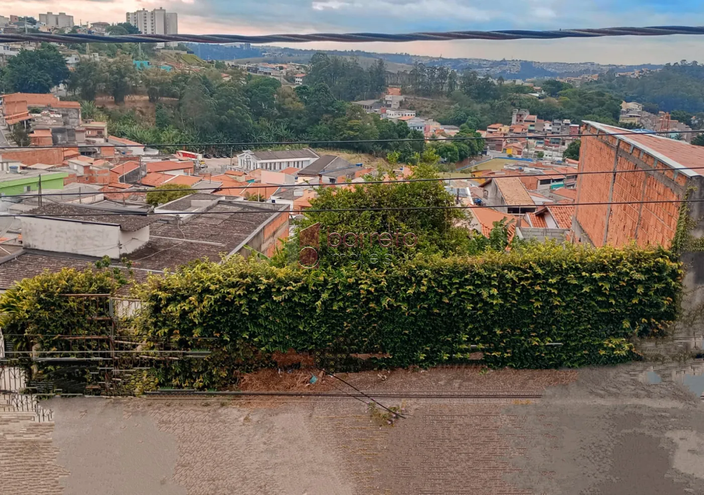 Comprar Terreno / Padrão em Várzea Paulista R$ 300.000,00 - Foto 4