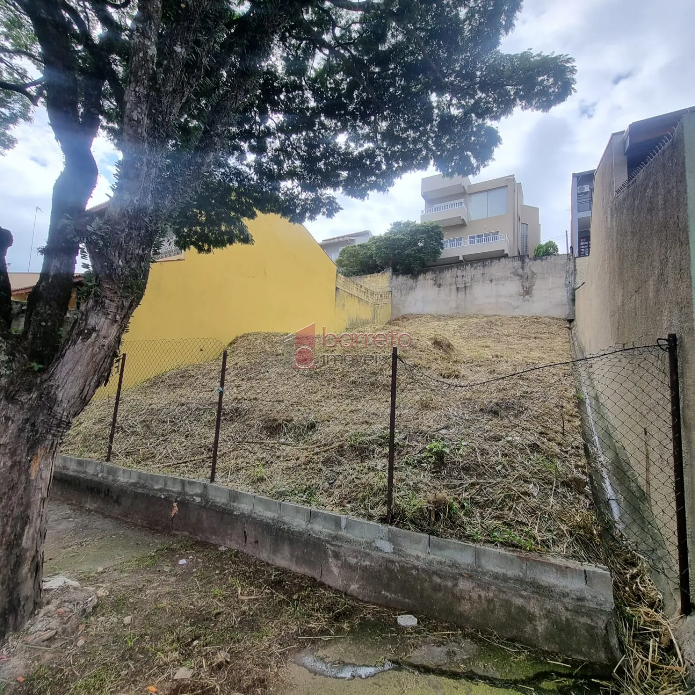 Comprar Terreno / Padrão em Jundiaí R$ 260.000,00 - Foto 2