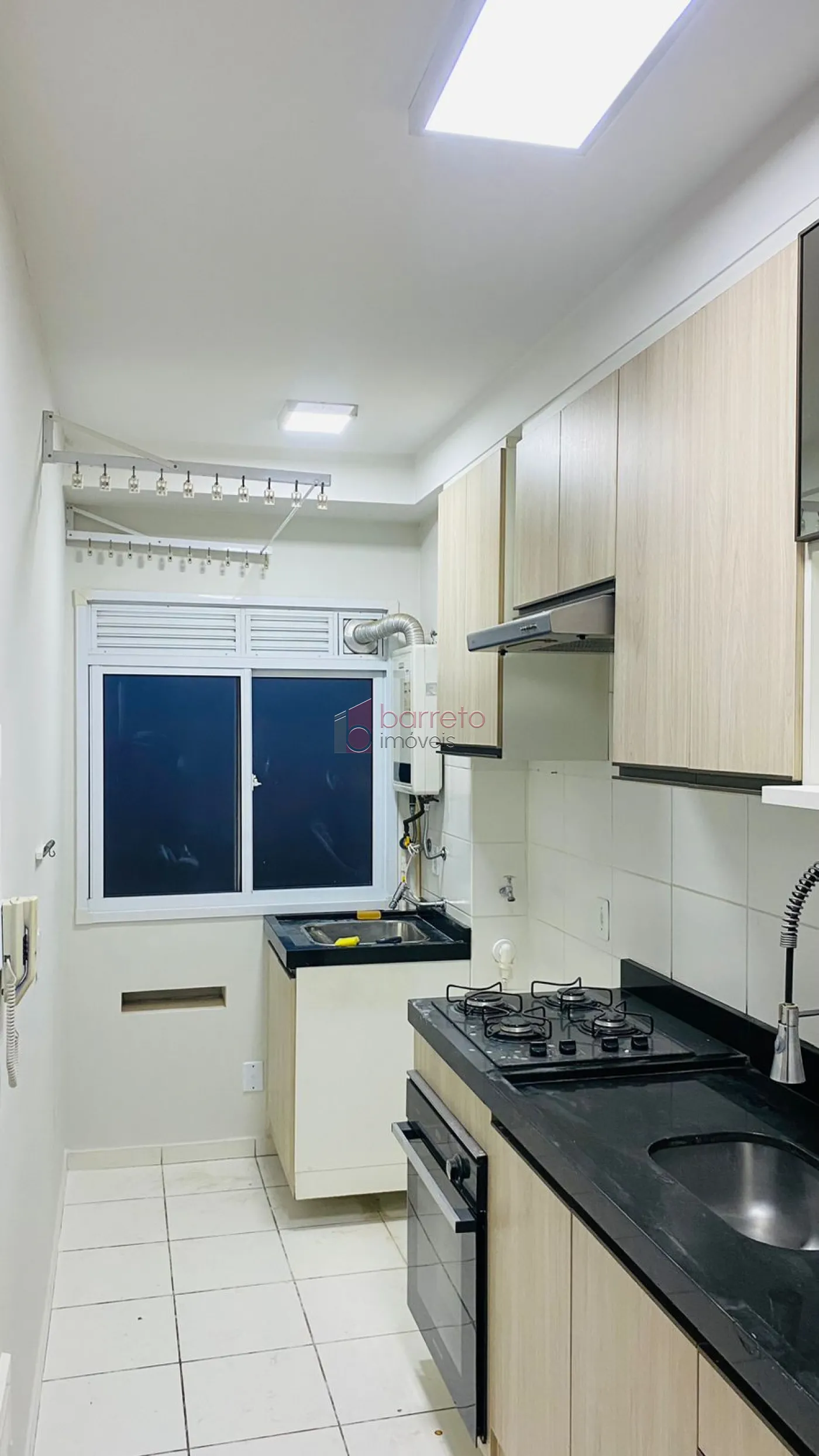 Alugar Apartamento / Padrão em Jundiaí R$ 1.750,00 - Foto 2