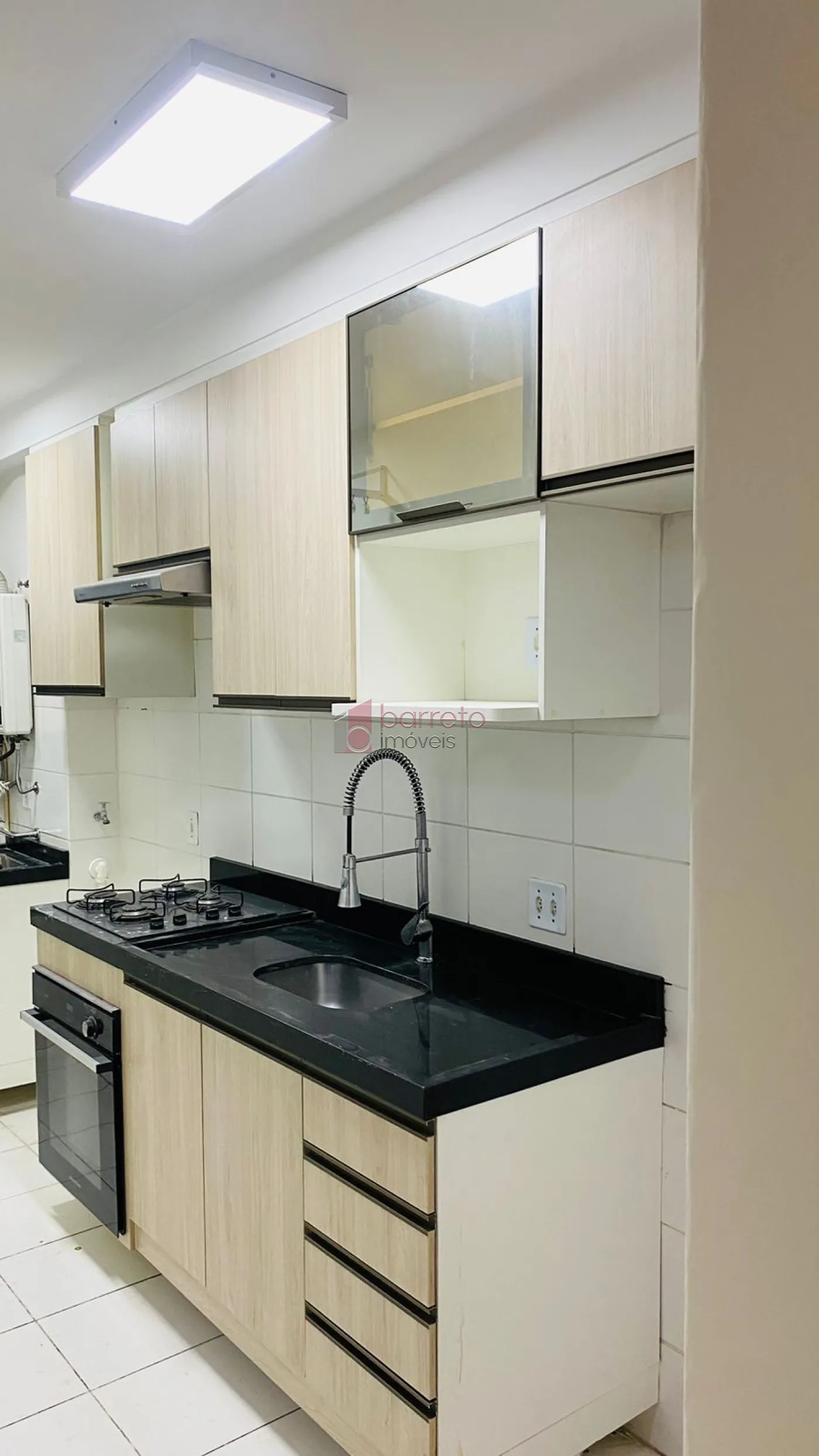 Alugar Apartamento / Padrão em Jundiaí R$ 1.750,00 - Foto 1