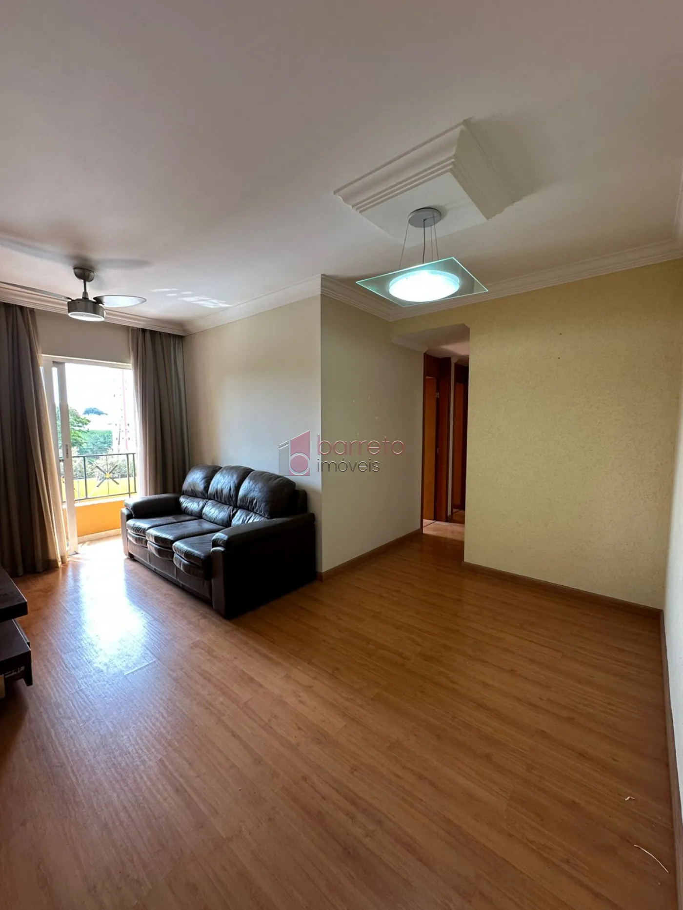 Alugar Apartamento / Padrão em Jundiaí R$ 2.500,00 - Foto 1