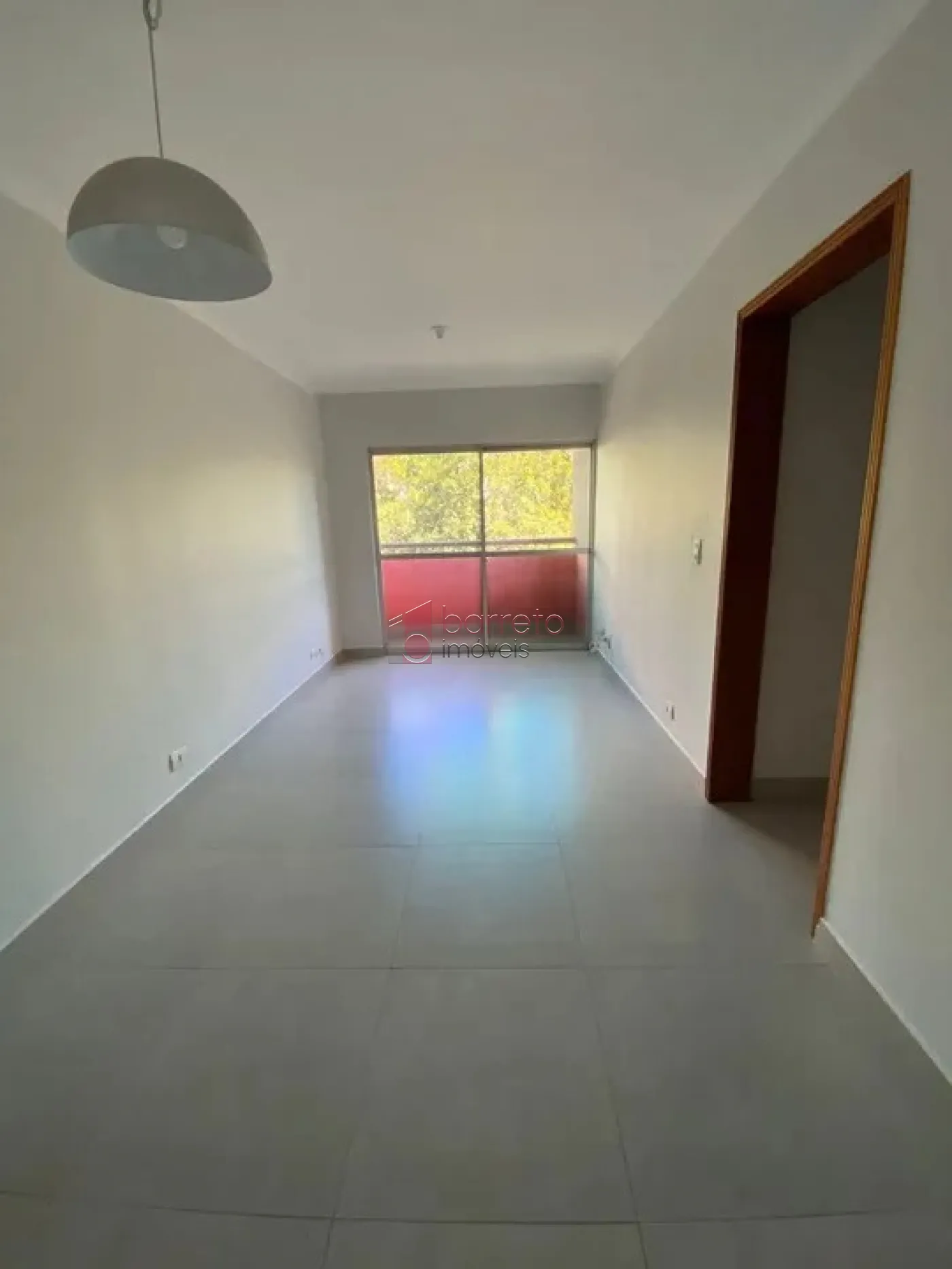 Comprar Apartamento / Padrão em Jundiaí R$ 330.000,00 - Foto 1