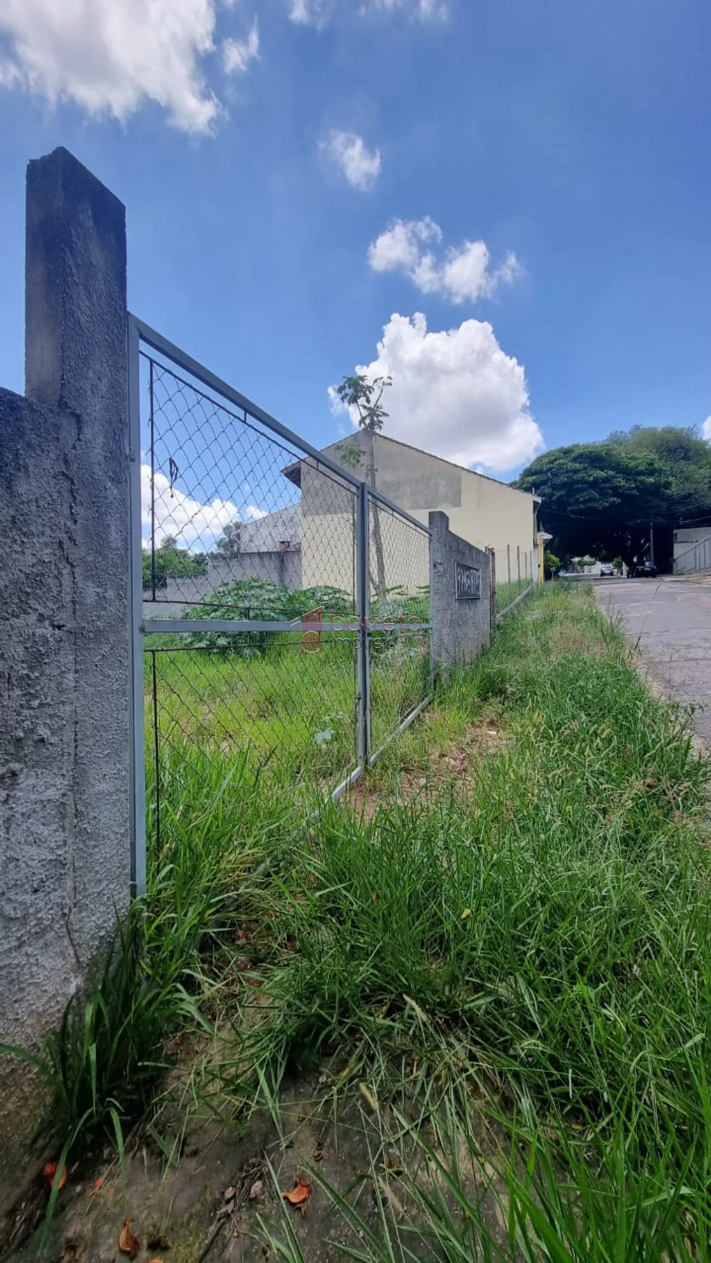 Comprar Terreno / Padrão em Jundiaí R$ 320.000,00 - Foto 4