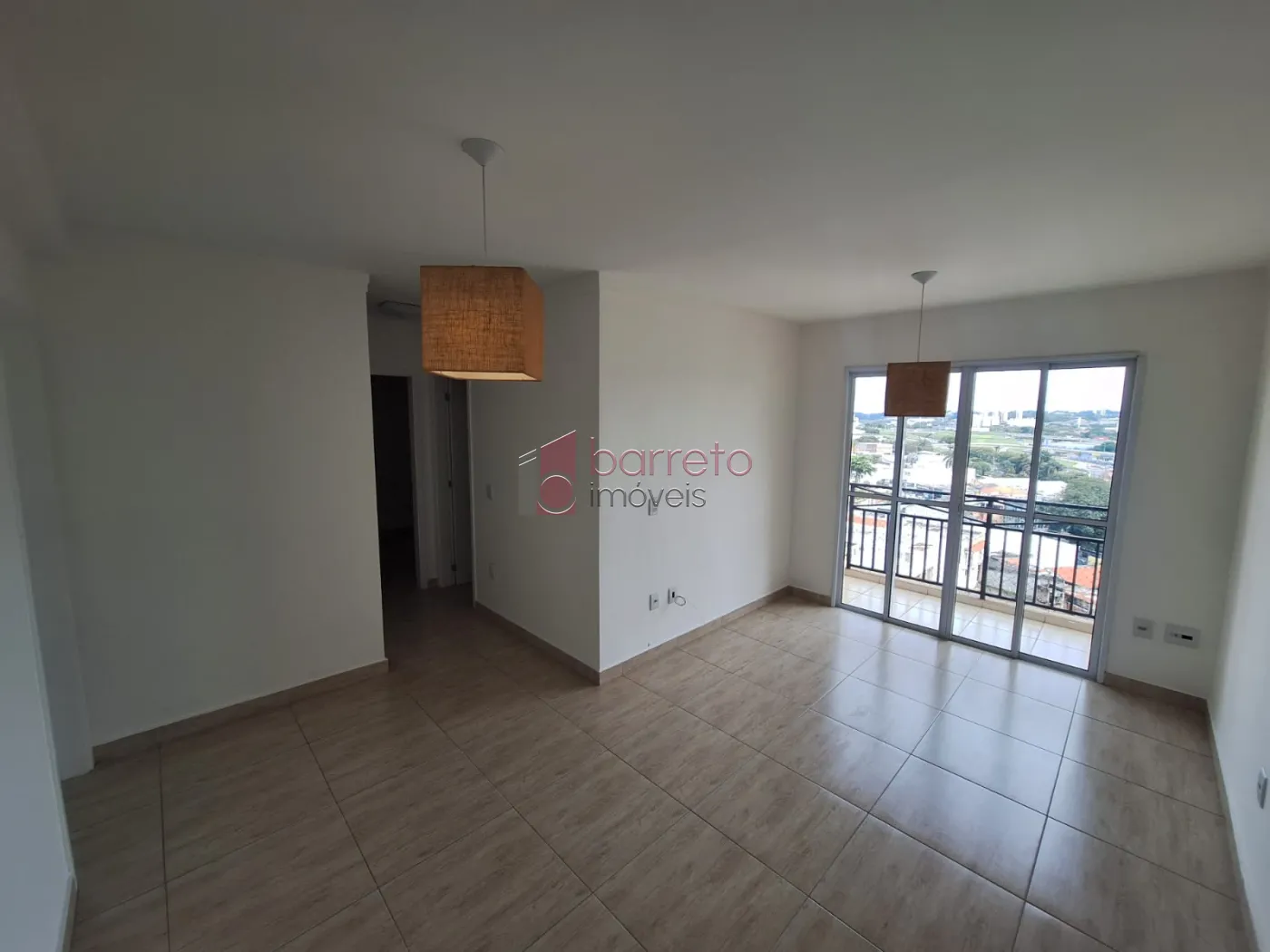 Alugar Apartamento / Padrão em Jundiaí R$ 2.000,00 - Foto 1