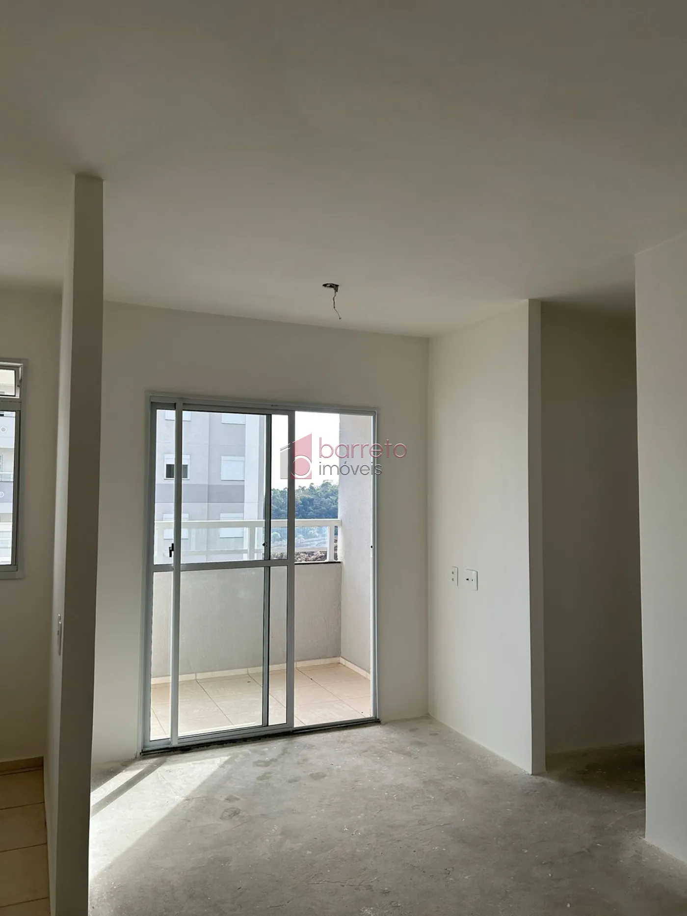 Comprar Apartamento / Padrão em Jundiaí R$ 485.000,00 - Foto 2