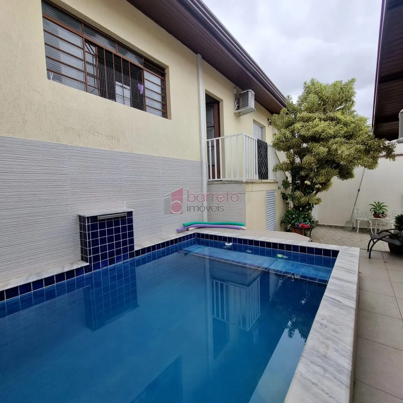 Comprar Casa / Padrão em Jundiaí R$ 1.070.000,00 - Foto 1