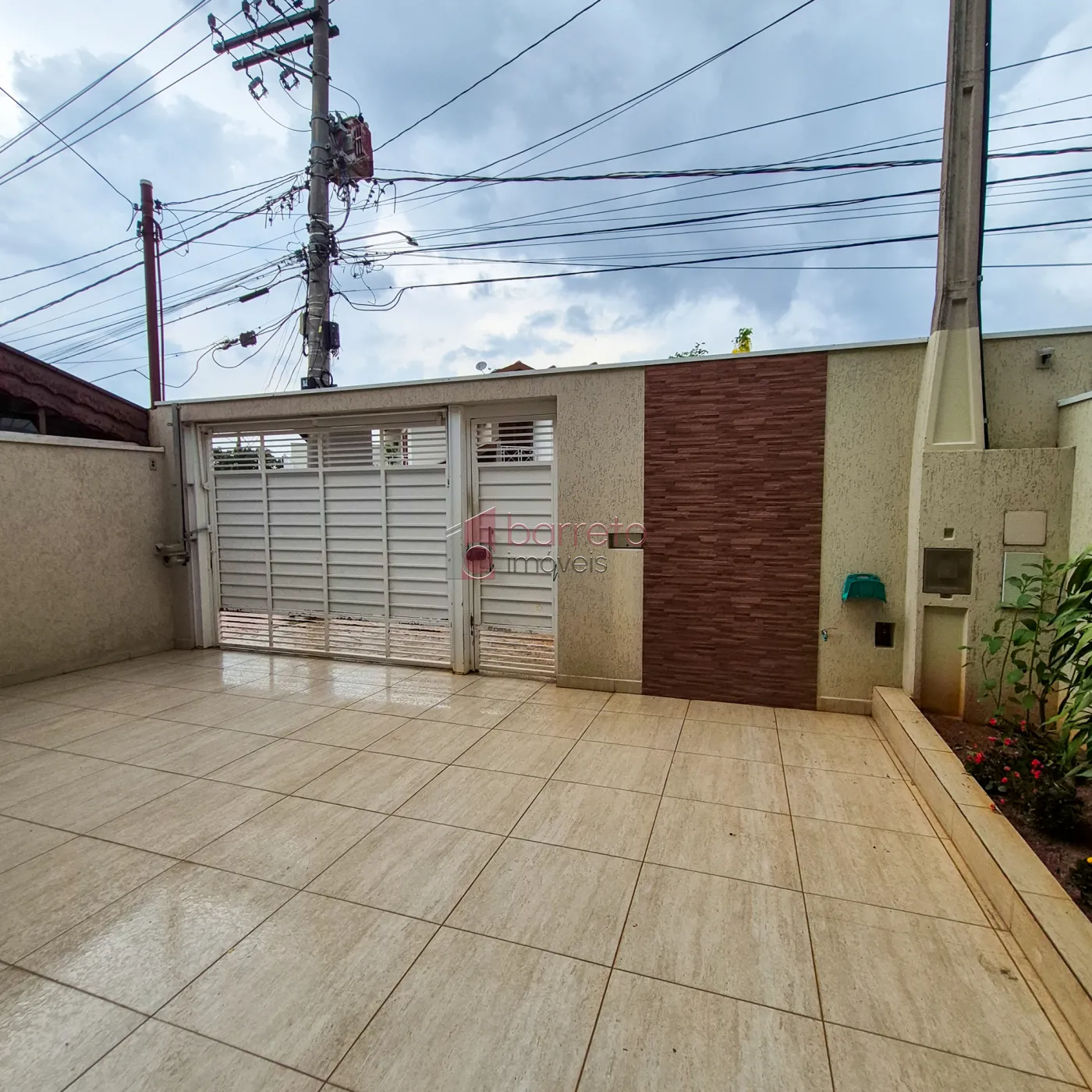 Comprar Casa / Padrão em Jundiaí R$ 850.000,00 - Foto 3