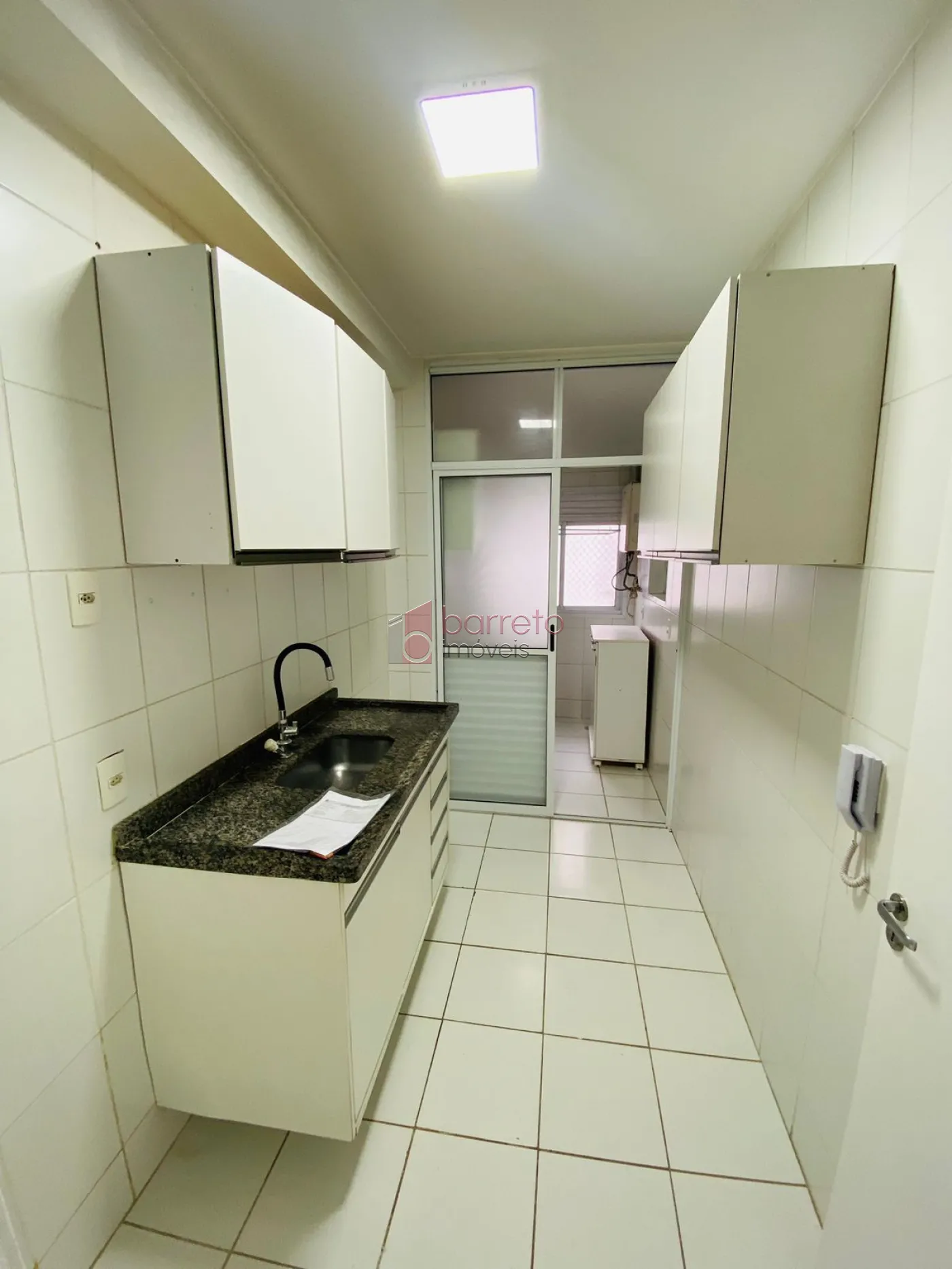 Alugar Apartamento / Padrão em Jundiaí R$ 2.800,00 - Foto 2