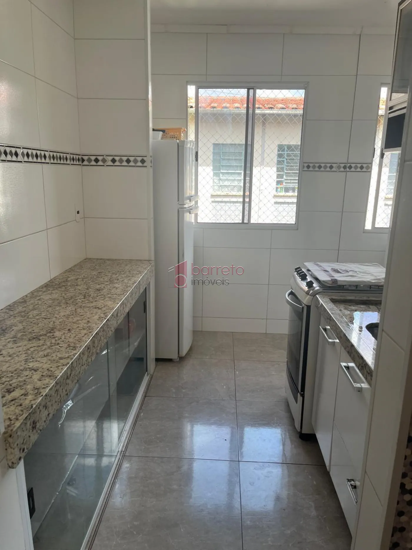 Comprar Apartamento / Padrão em Jundiaí R$ 210.000,00 - Foto 3