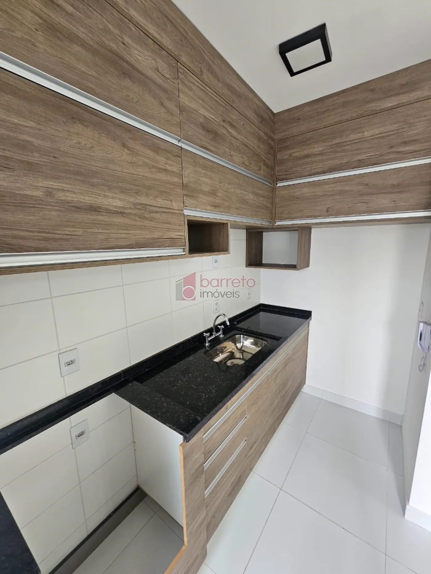 Comprar Apartamento / Padrão em Jundiaí R$ 490.000,00 - Foto 3