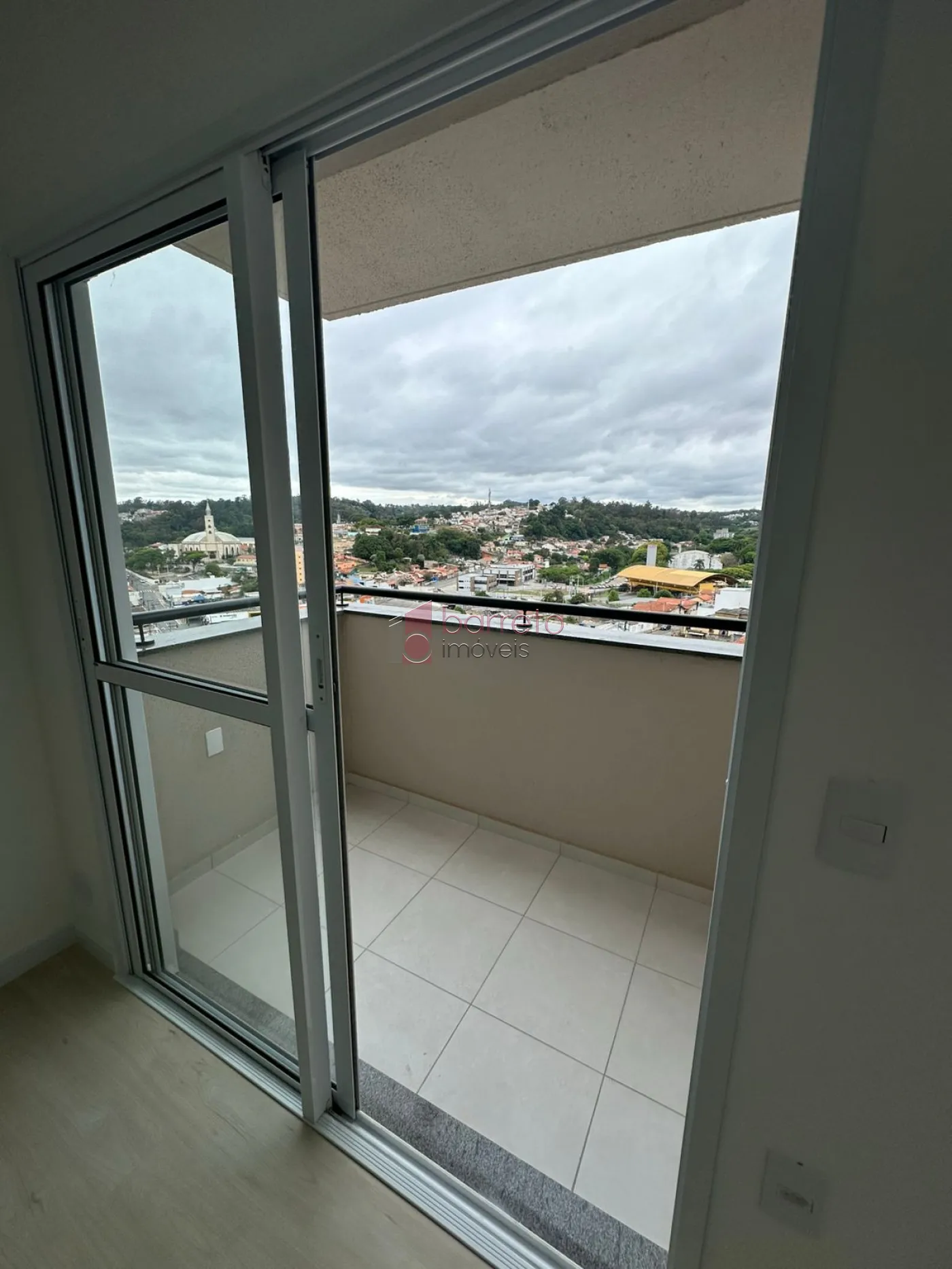 Alugar Apartamento / Padrão em Jundiaí R$ 2.550,00 - Foto 2