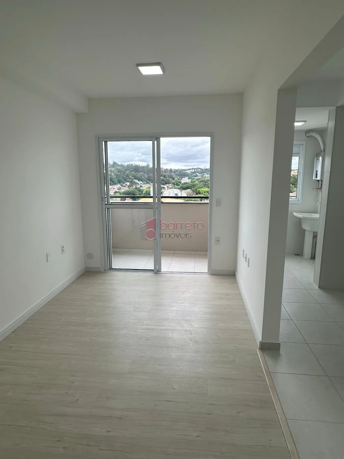 Alugar Apartamento / Padrão em Jundiaí R$ 2.550,00 - Foto 1