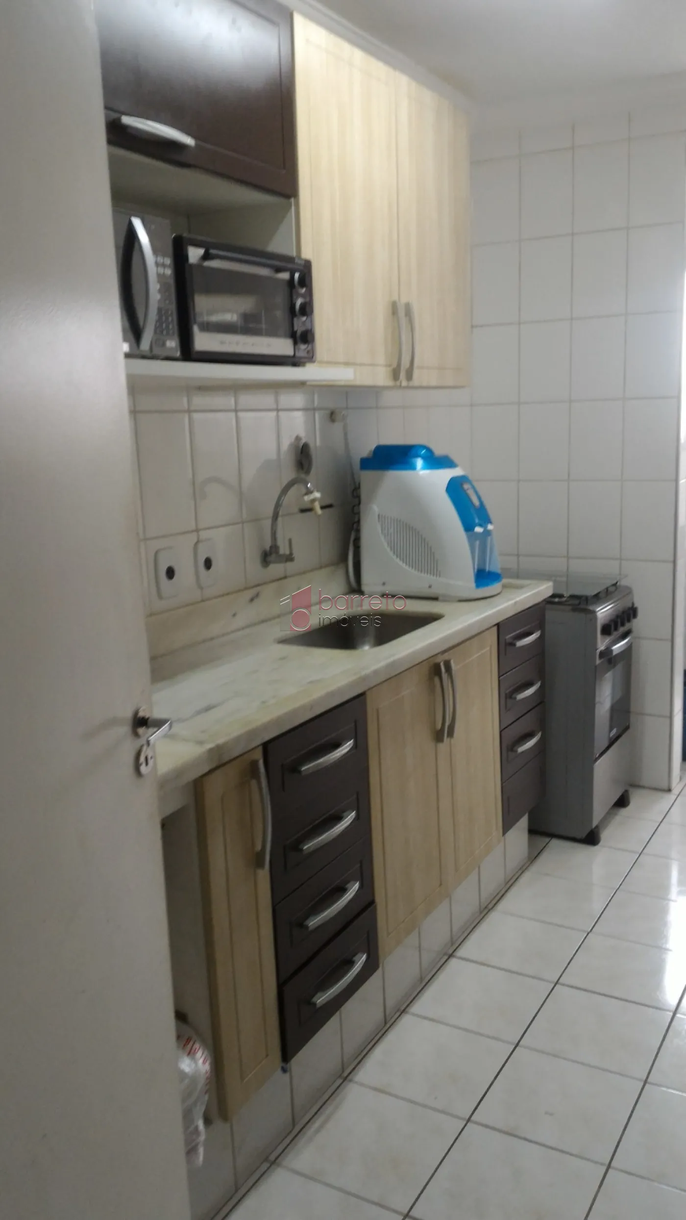 Comprar Apartamento / Padrão em Jundiaí R$ 380.000,00 - Foto 2