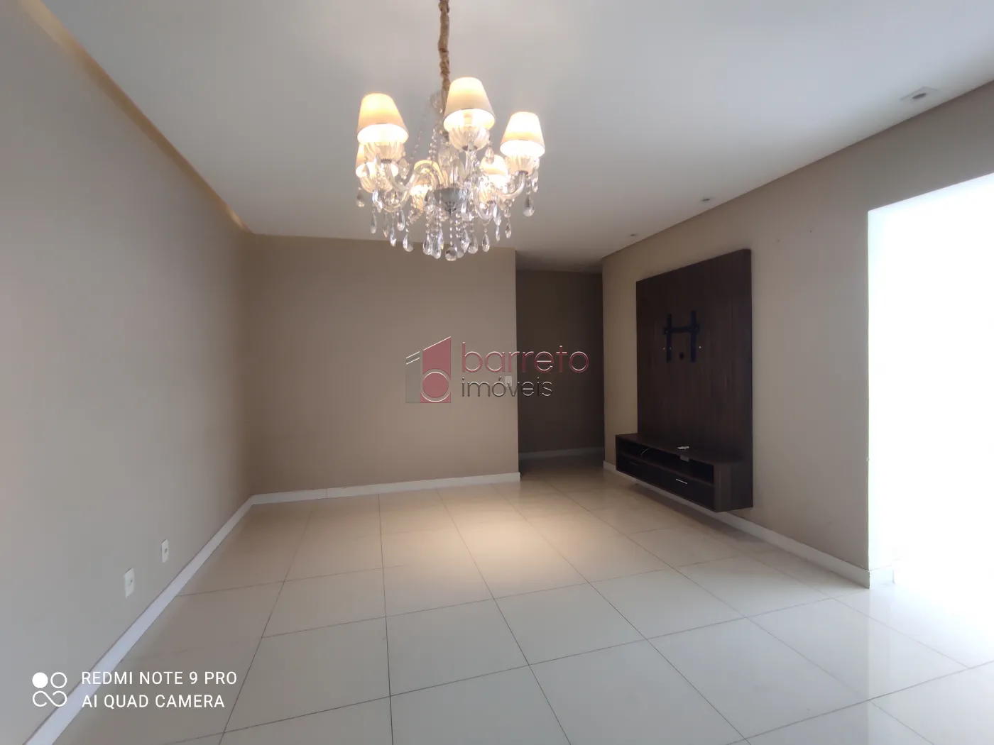 Alugar Apartamento / Padrão em Jundiaí R$ 3.700,00 - Foto 1