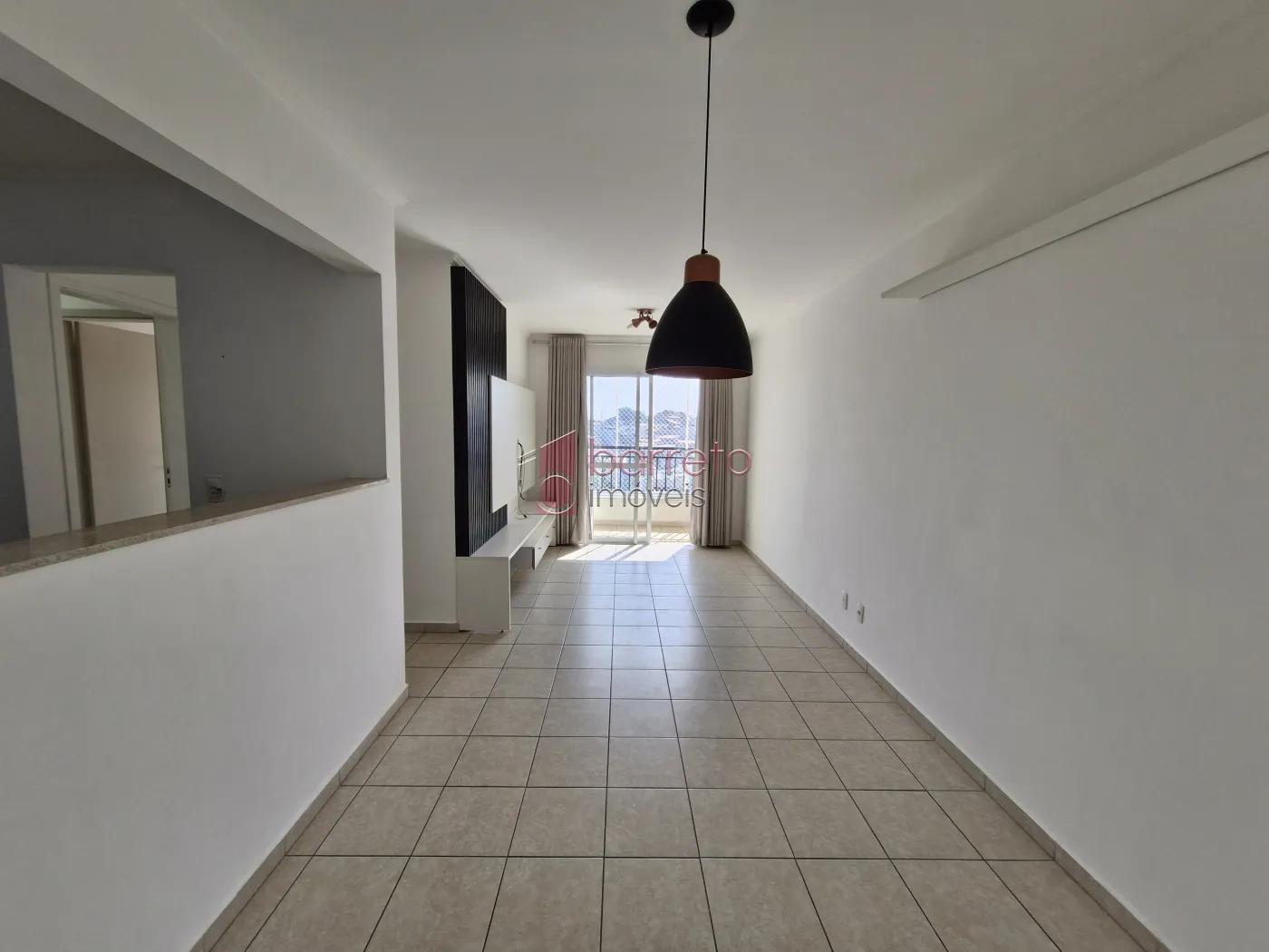 Alugar Apartamento / Padrão em Jundiaí R$ 2.700,00 - Foto 1