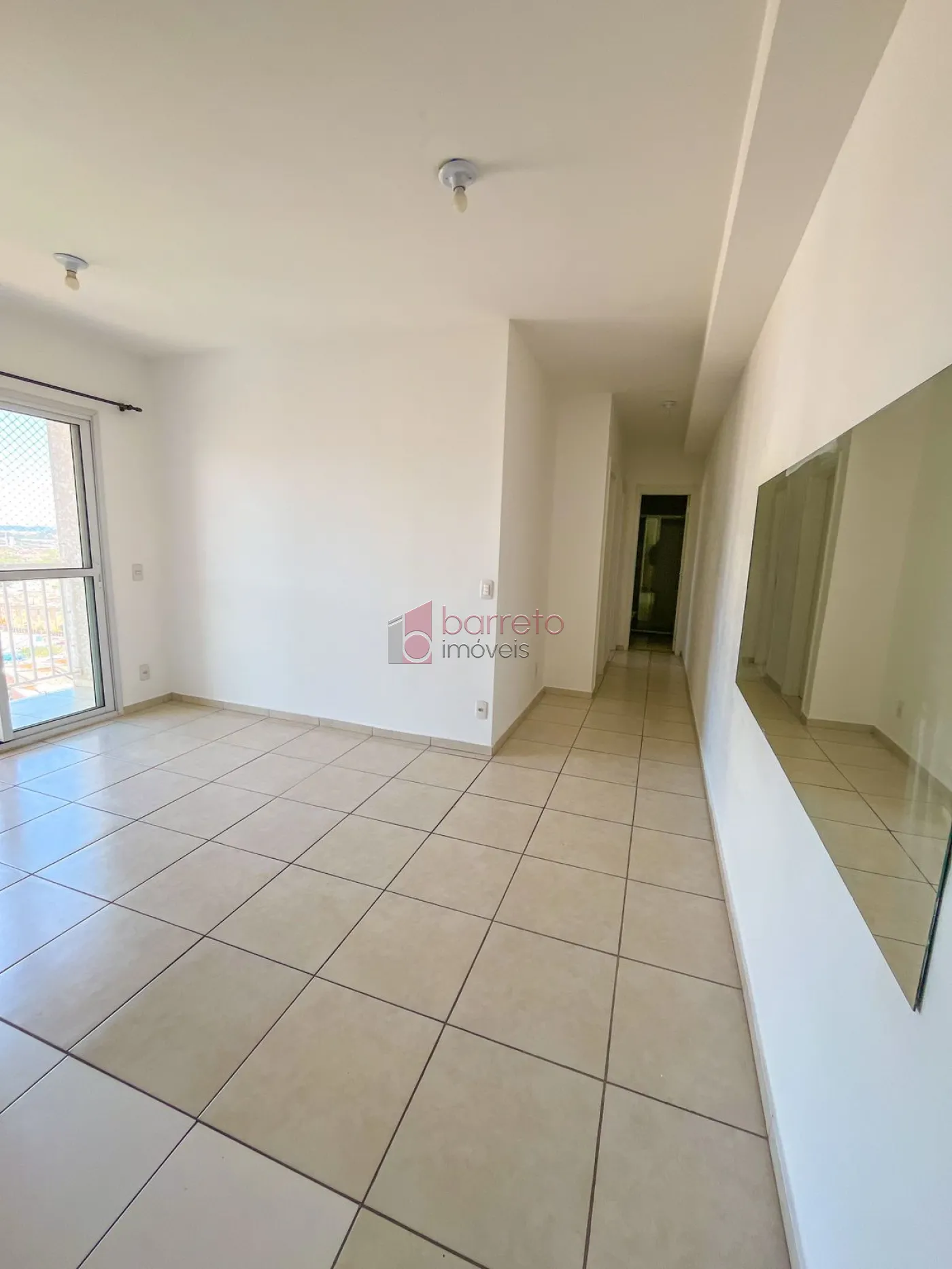 Alugar Apartamento / Padrão em Jundiaí R$ 1.800,00 - Foto 3