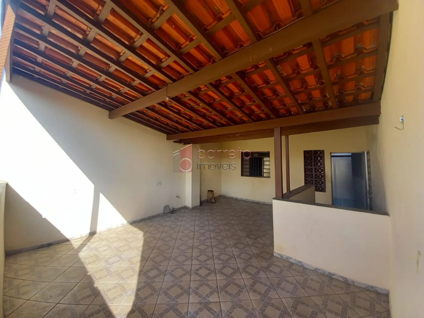 Alugar Casa / Sobrado em Jundiaí R$ 1.350,00 - Foto 2