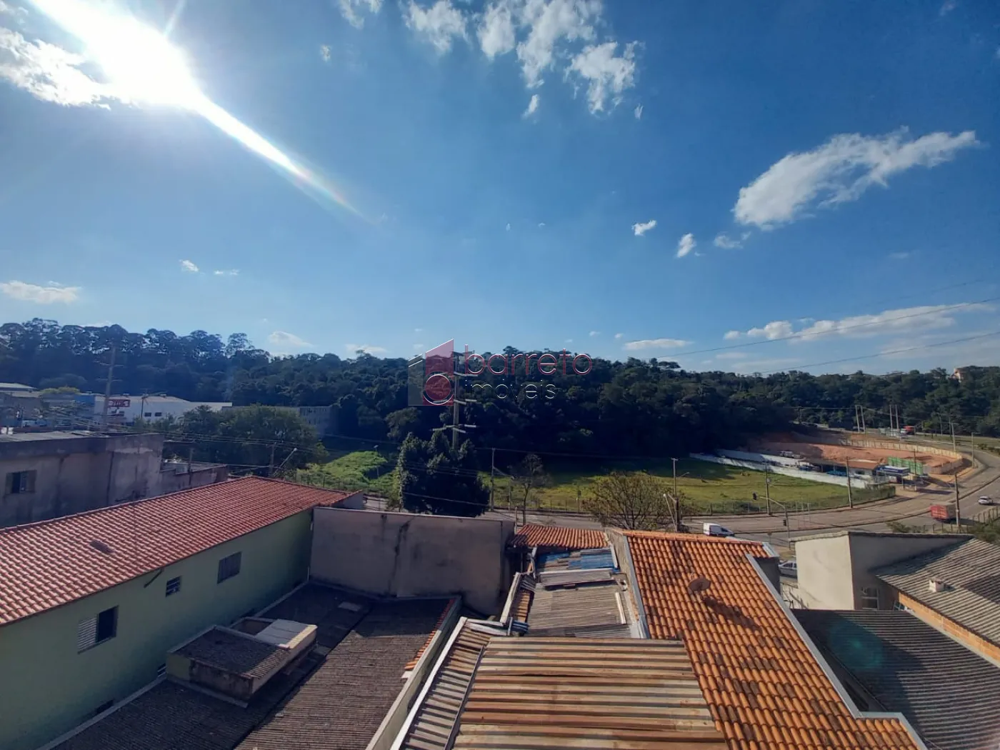 Alugar Casa / Sobrado em Jundiaí R$ 1.350,00 - Foto 17