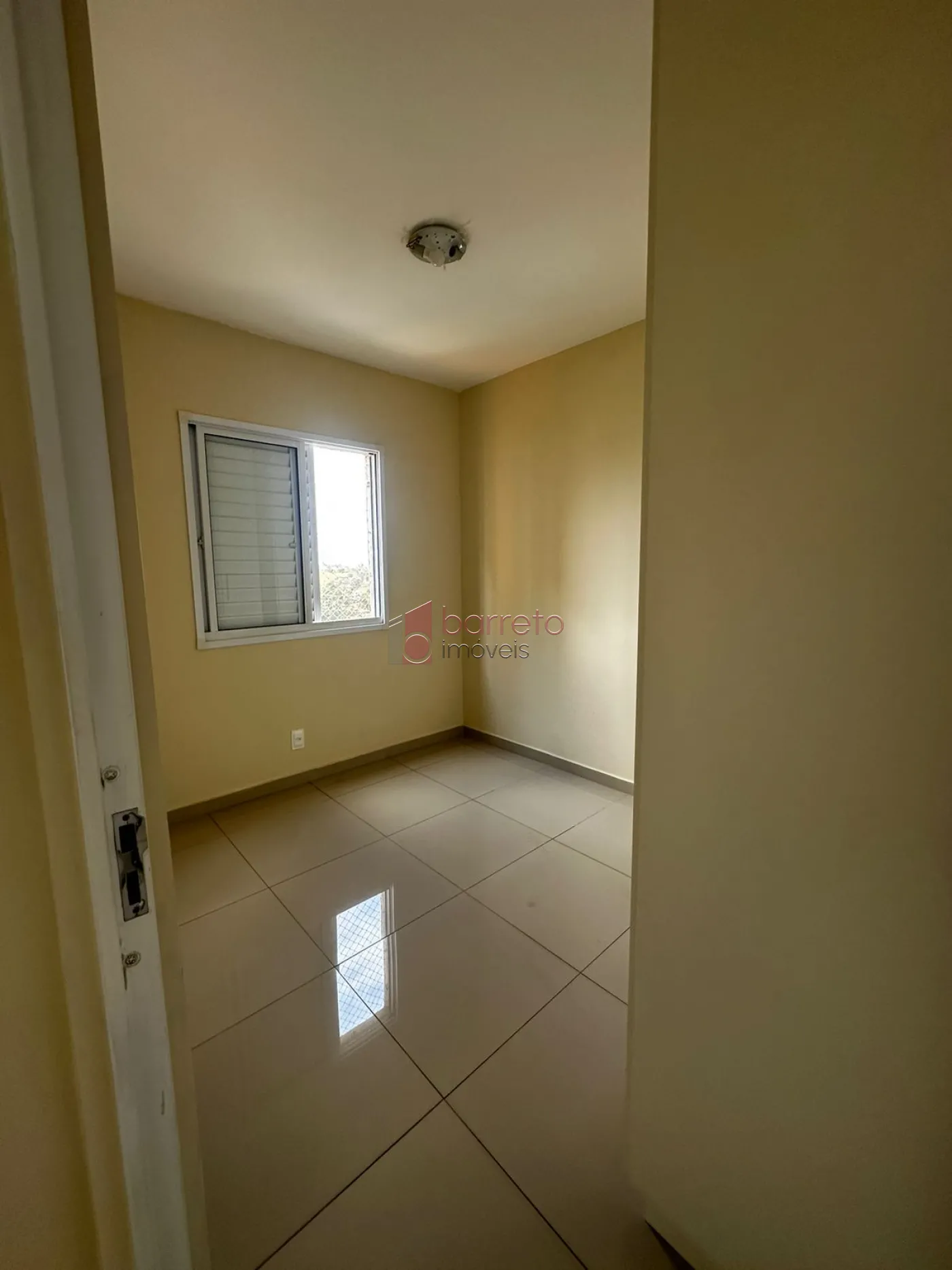 Alugar Apartamento / Padrão em Jundiaí R$ 1.100,00 - Foto 7