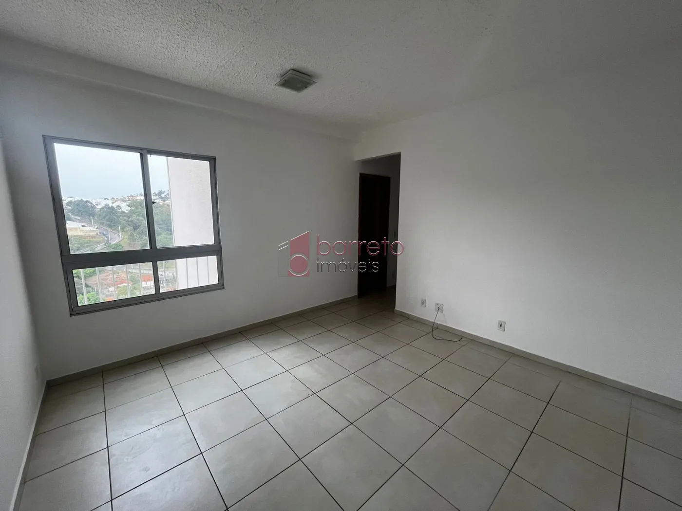 Alugar Apartamento / Padrão em Jundiaí R$ 1.800,00 - Foto 1