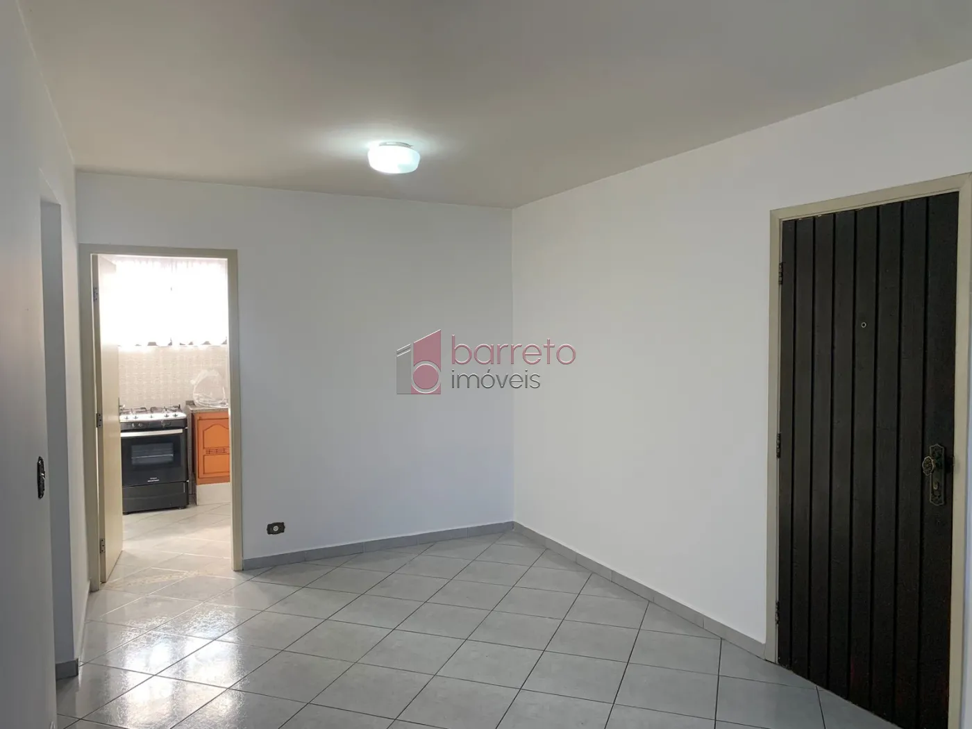 Alugar Apartamento / Padrão em Jundiaí R$ 1.600,00 - Foto 2