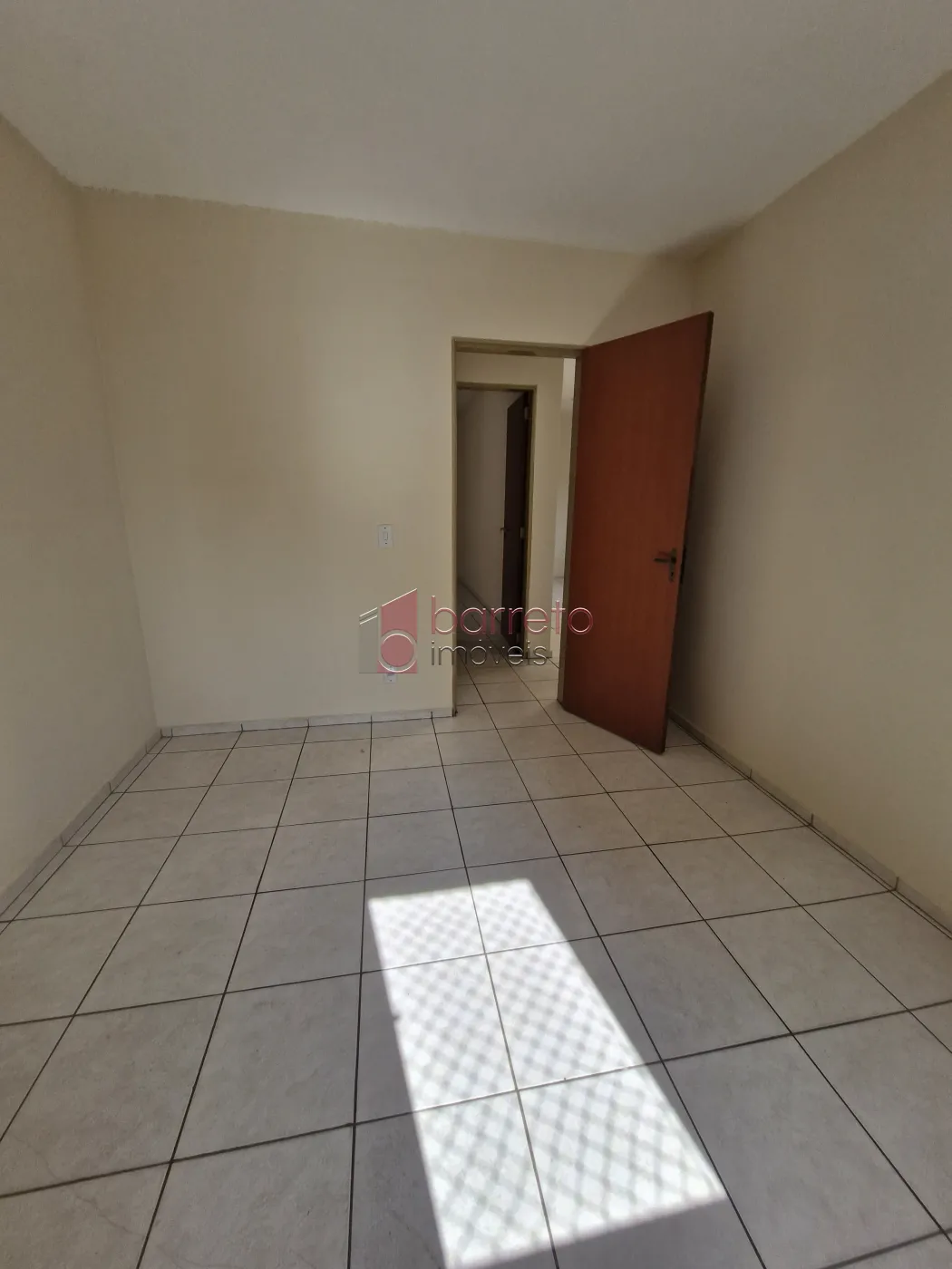 Alugar Apartamento / Padrão em Jundiaí R$ 1.500,00 - Foto 9