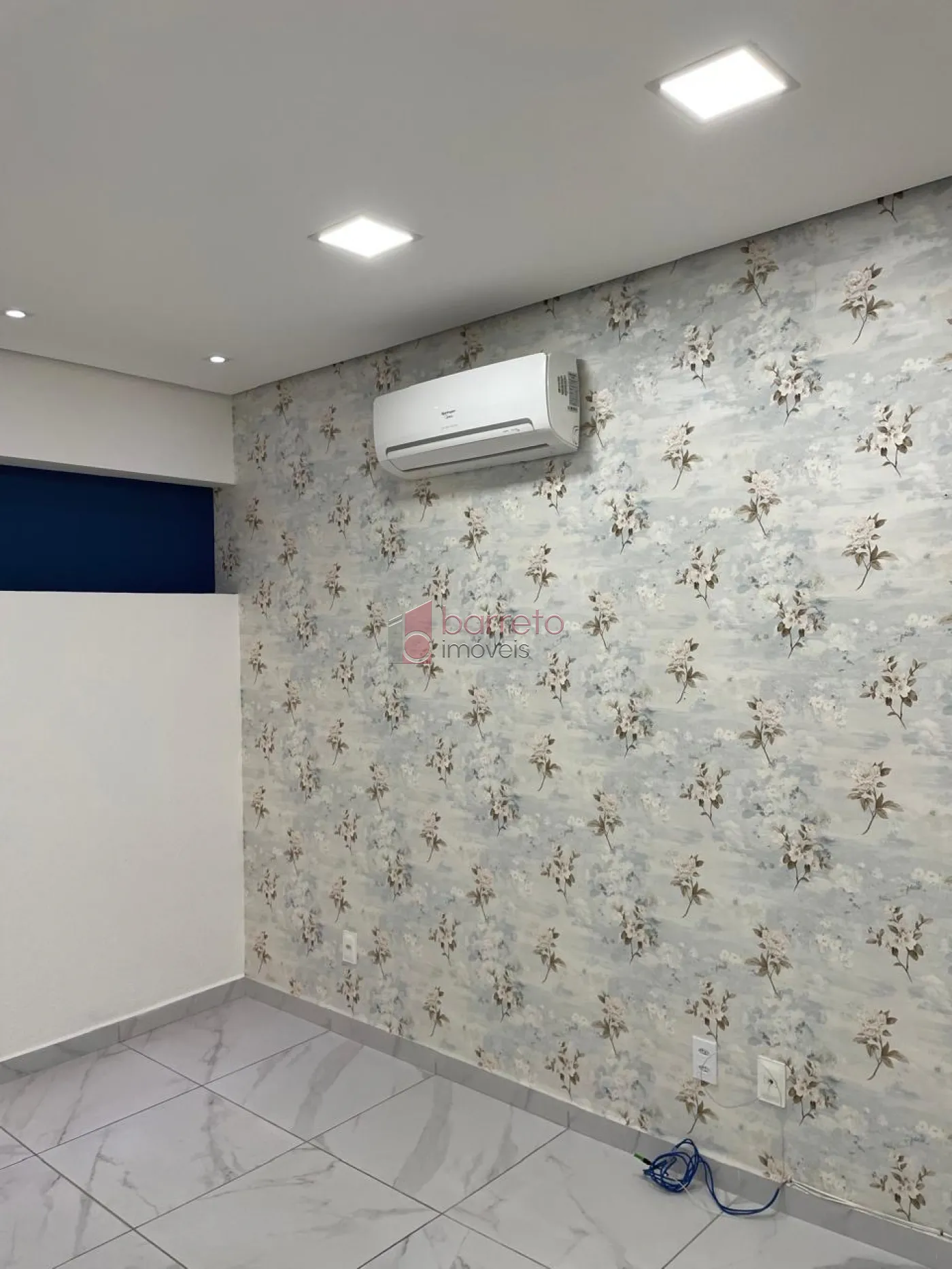 Alugar Comercial / Sala em Condomínio em Jundiaí R$ 2.200,00 - Foto 3