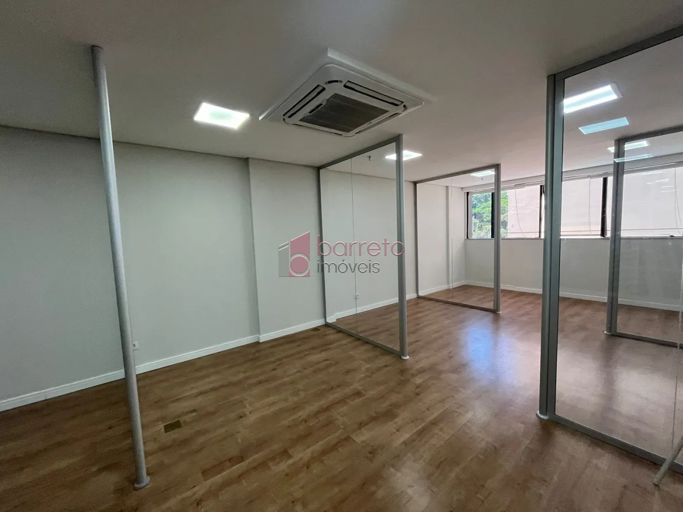 Alugar Comercial / Sala em Condomínio em Jundiaí R$ 3.600,00 - Foto 5