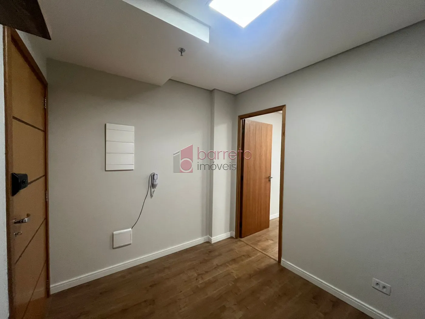 Alugar Comercial / Sala em Condomínio em Jundiaí R$ 3.600,00 - Foto 3