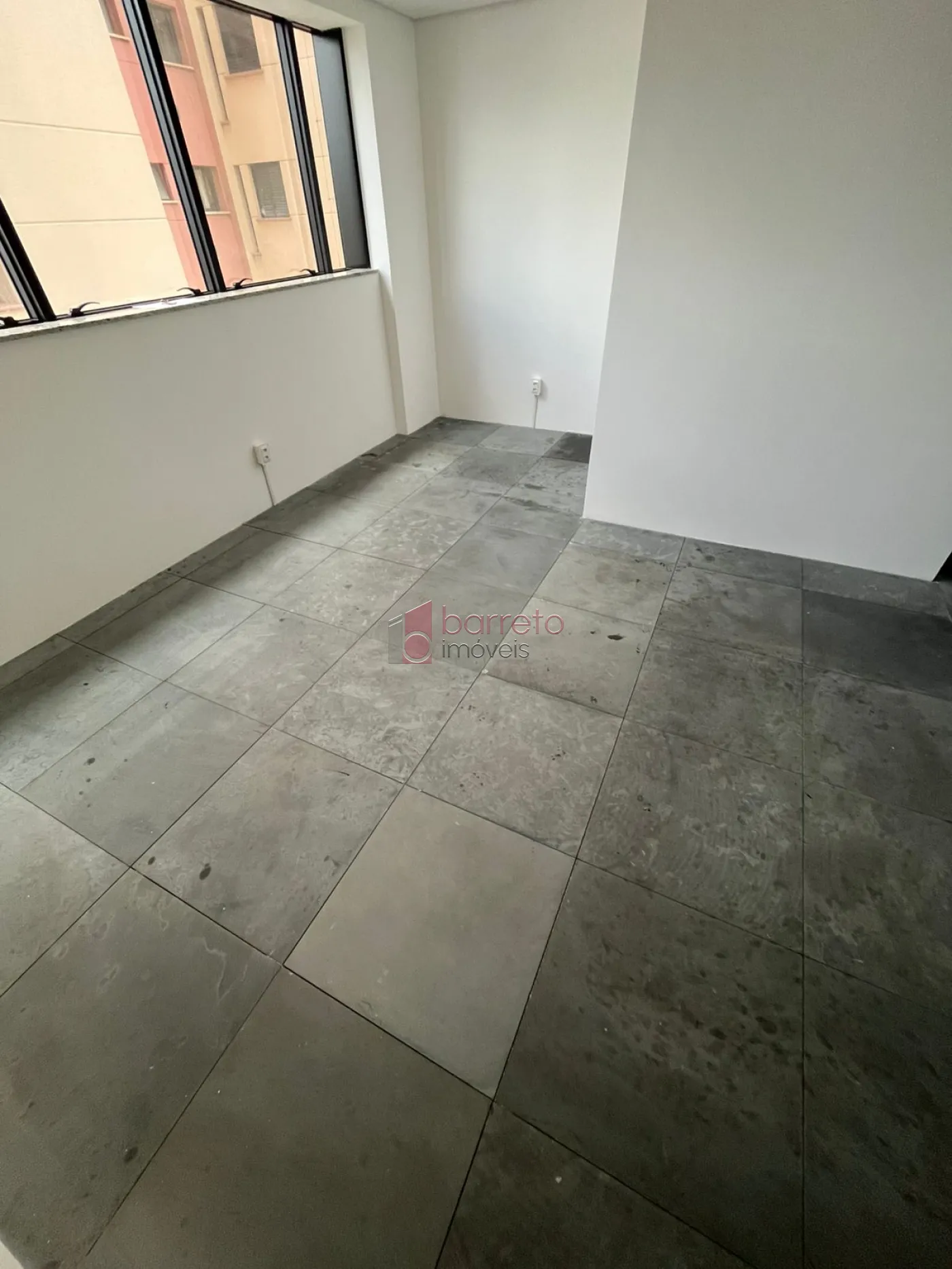 Alugar Comercial / Sala em Condomínio em Jundiaí R$ 2.400,00 - Foto 3