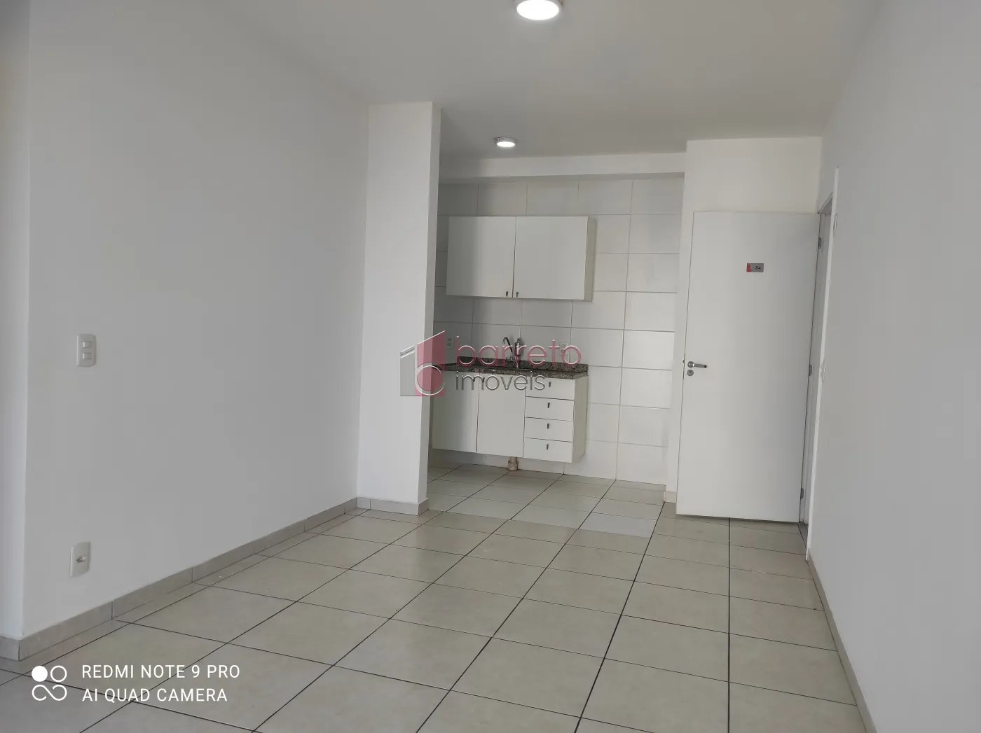 Alugar Apartamento / Padrão em Jundiaí R$ 2.200,00 - Foto 2