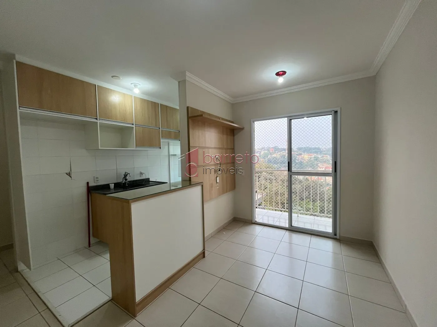 Alugar Apartamento / Padrão em Jundiaí R$ 2.000,00 - Foto 1