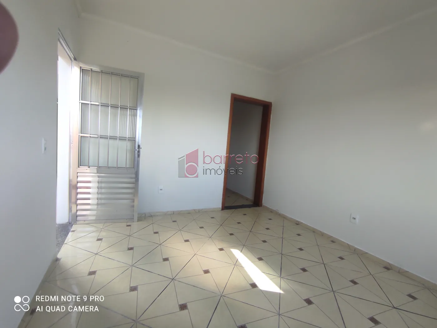 Alugar Casa / Padrão em Várzea Paulista R$ 1.600,00 - Foto 3