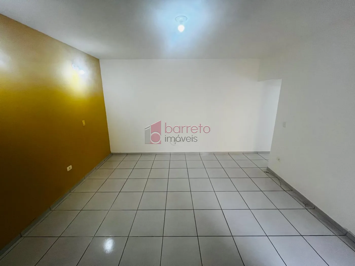 Alugar Casa / Padrão em Jundiaí R$ 1.350,00 - Foto 4