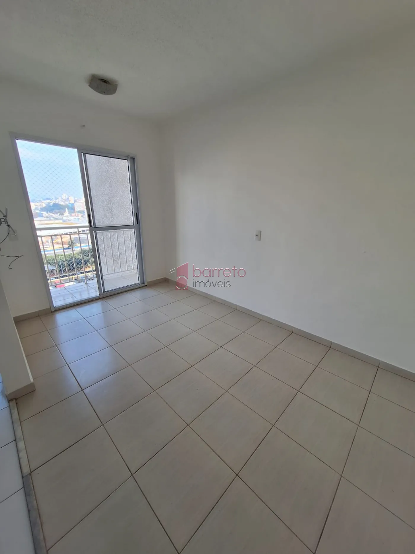 Alugar Apartamento / Padrão em Jundiaí R$ 1.700,00 - Foto 2