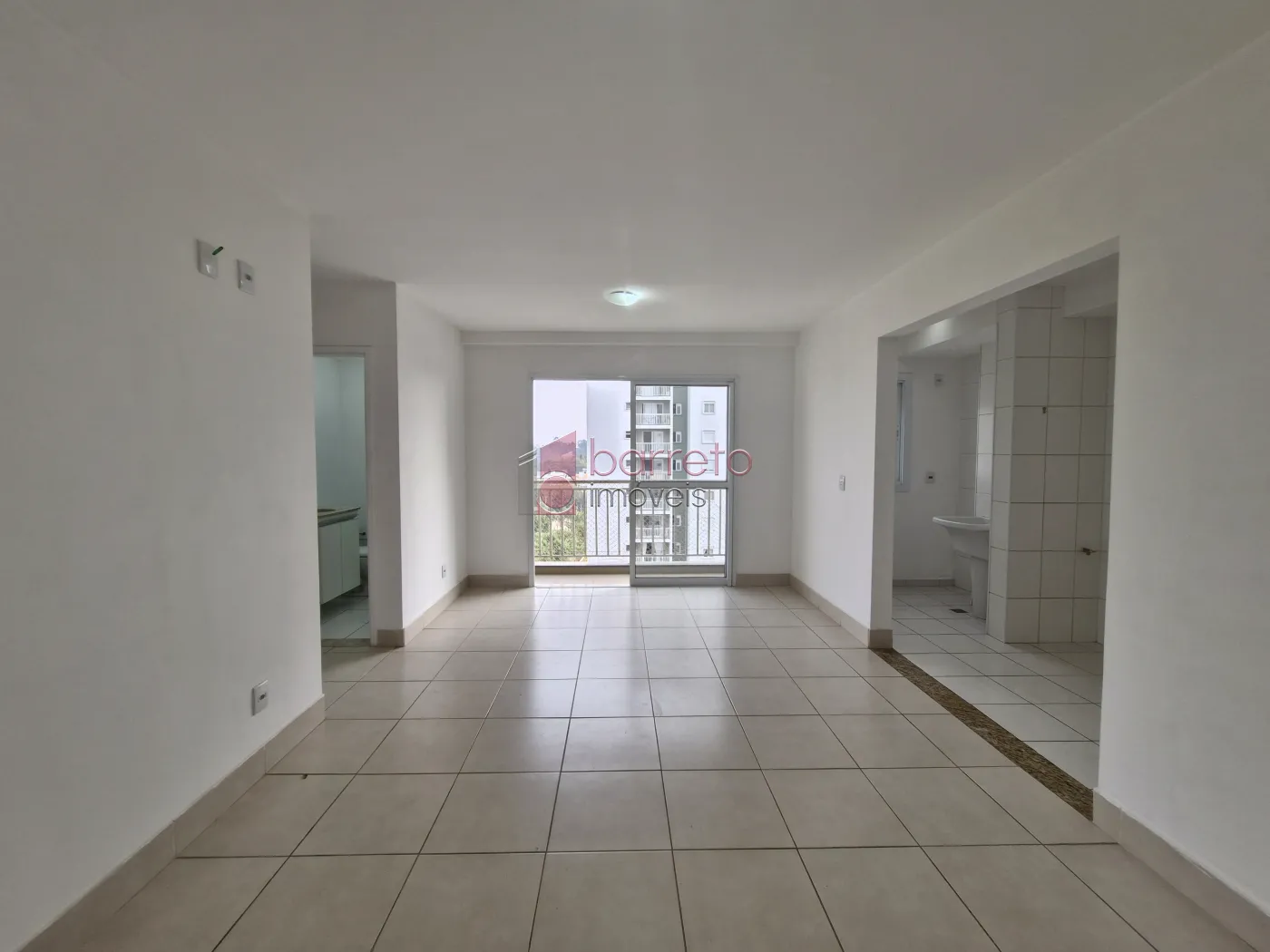 Comprar Apartamento / Padrão em Jundiaí R$ 350.000,00 - Foto 1