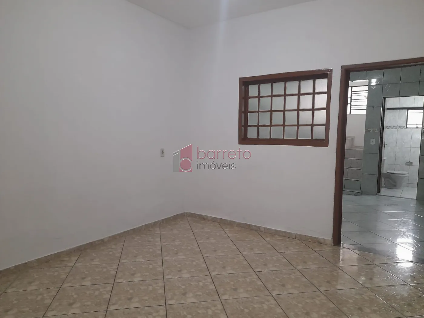 Alugar Casa / Sobrado em Várzea Paulista R$ 2.550,00 - Foto 2