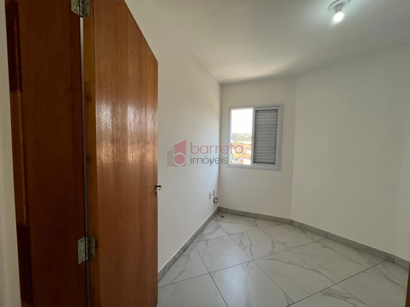 Alugar Apartamento / Padrão em Várzea Paulista R$ 2.100,00 - Foto 5