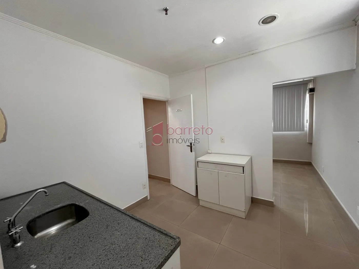 Alugar Comercial / Sala em Condomínio em Jundiaí R$ 2.900,00 - Foto 11