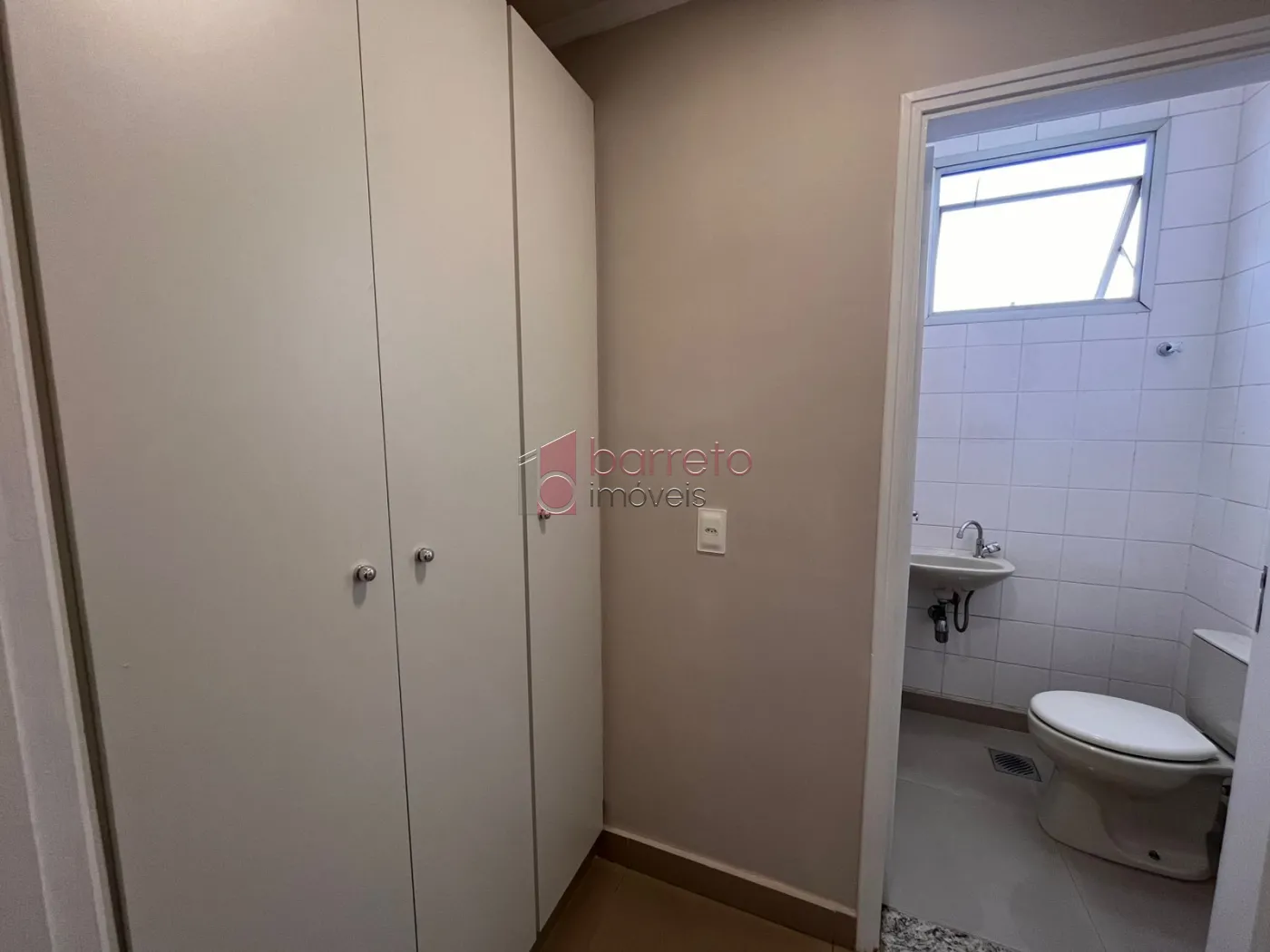 Alugar Comercial / Sala em Condomínio em Jundiaí R$ 2.900,00 - Foto 4