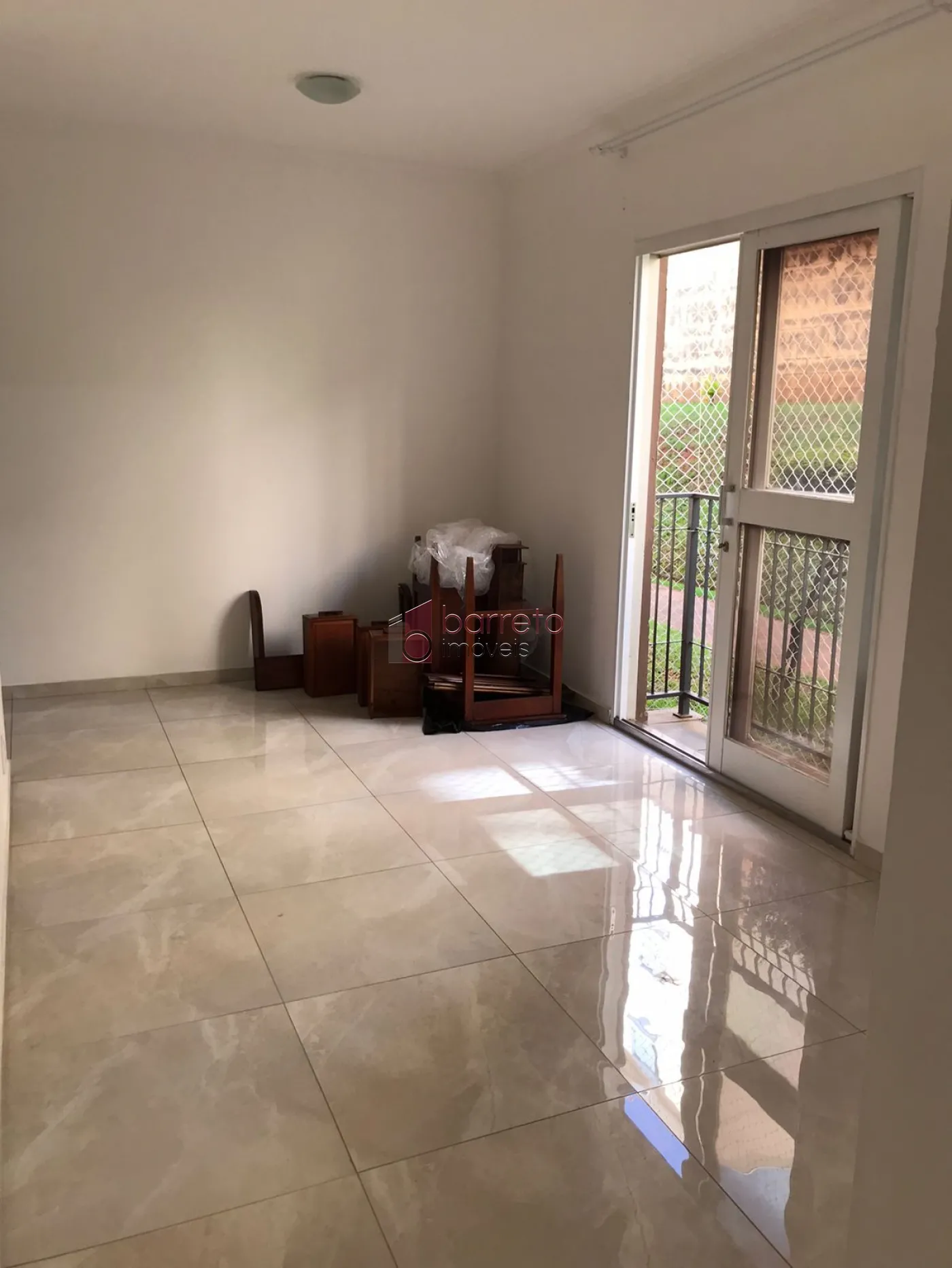 Alugar Apartamento / Padrão em Jundiaí R$ 2.200,00 - Foto 1