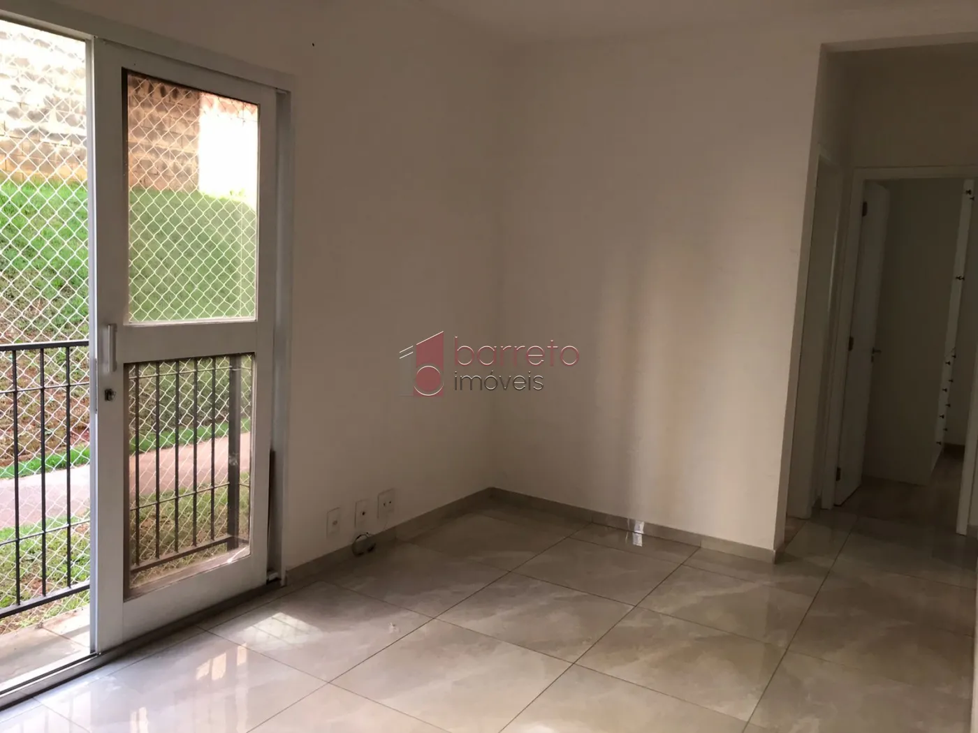 Alugar Apartamento / Padrão em Jundiaí R$ 2.200,00 - Foto 2