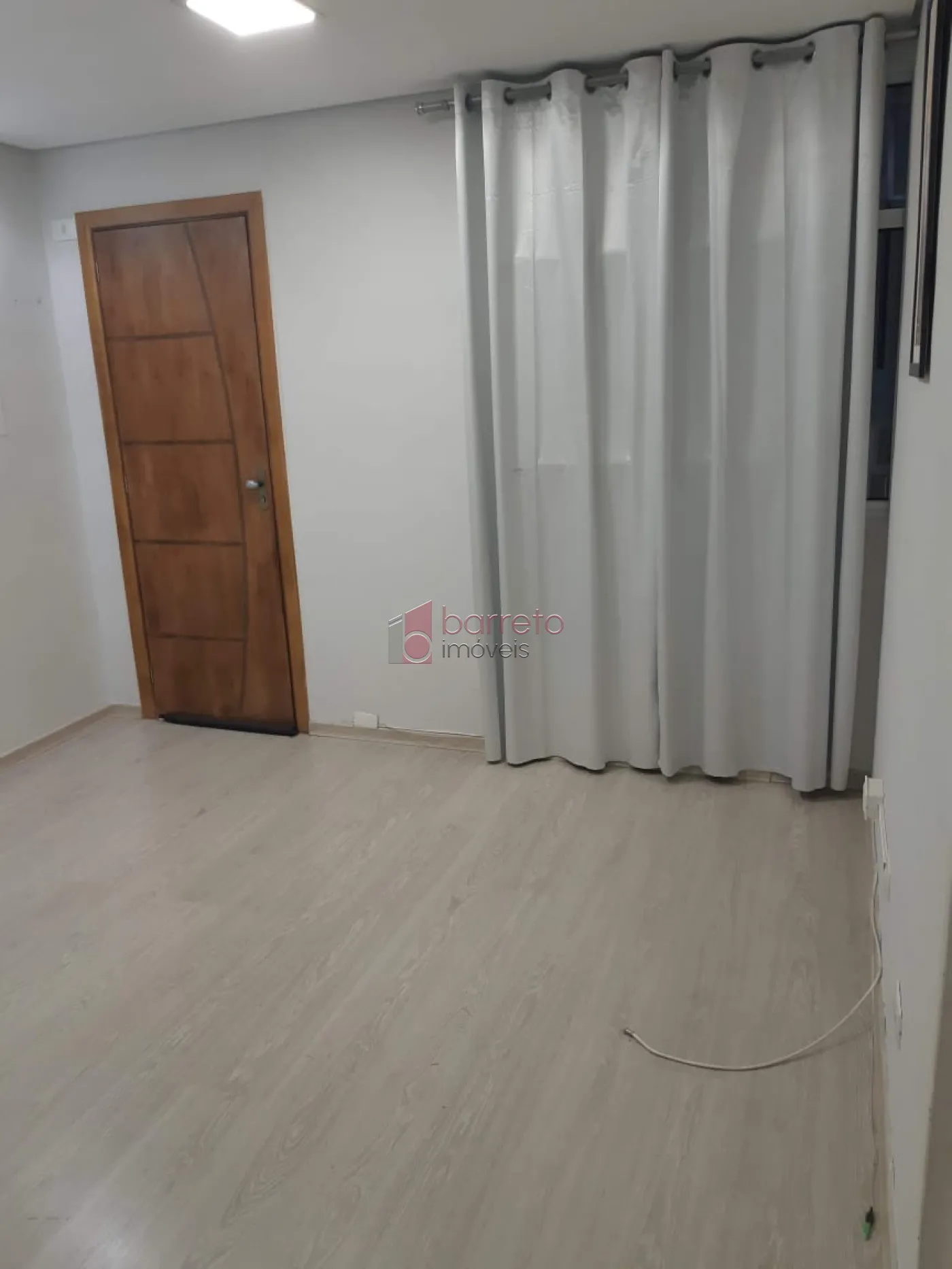 Alugar Apartamento / Padrão em Jundiaí R$ 1.550,00 - Foto 1