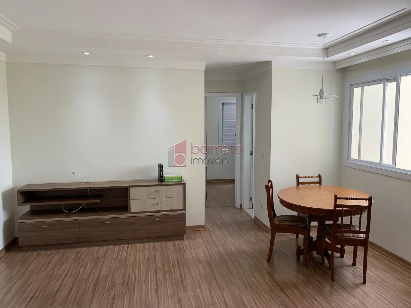 Alugar Apartamento / Padrão em Jundiaí R$ 1.900,00 - Foto 1