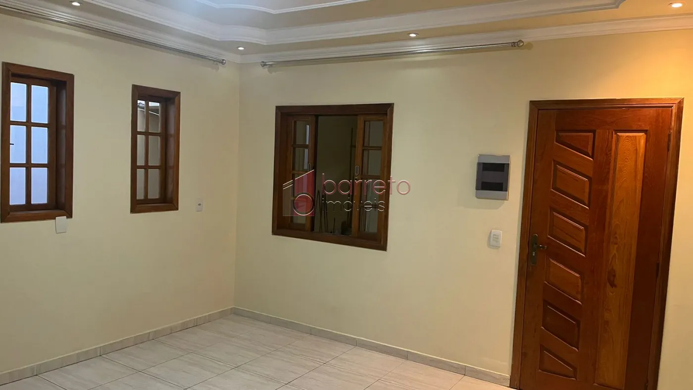 Alugar Casa / Padrão em Várzea Paulista R$ 2.200,00 - Foto 3