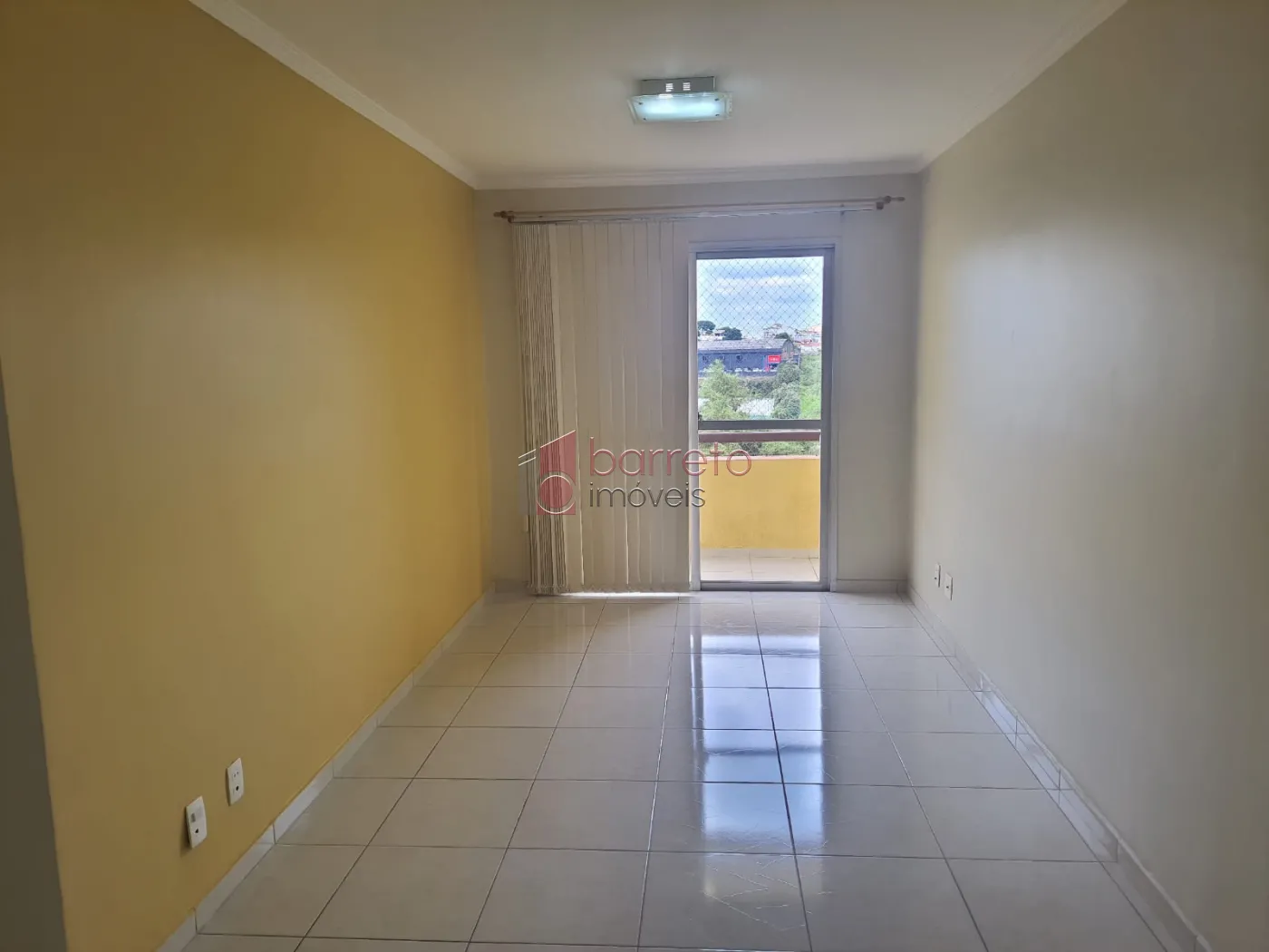 Alugar Apartamento / Padrão em Jundiaí R$ 2.400,00 - Foto 1