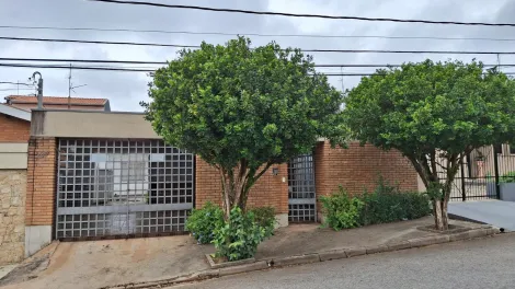 Casa / Térrea em Jundiaí Alugar por R$4.500,00