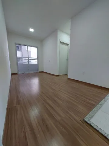 Apartamento / Padrão em Jundiaí 