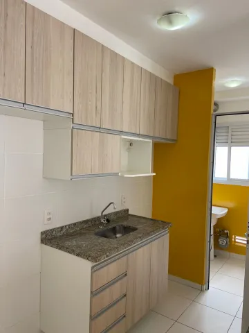 Apartamento / Padrão em Jundiaí Alugar por R$1.900,00