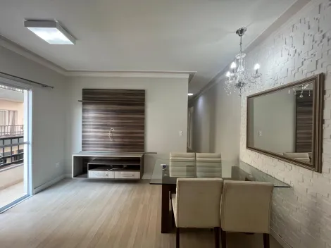 Apartamento / Padrão em Jundiaí Alugar por R$2.000,00